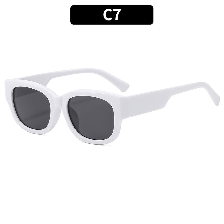 Fashion-Forward Oversized Square Sunglasses