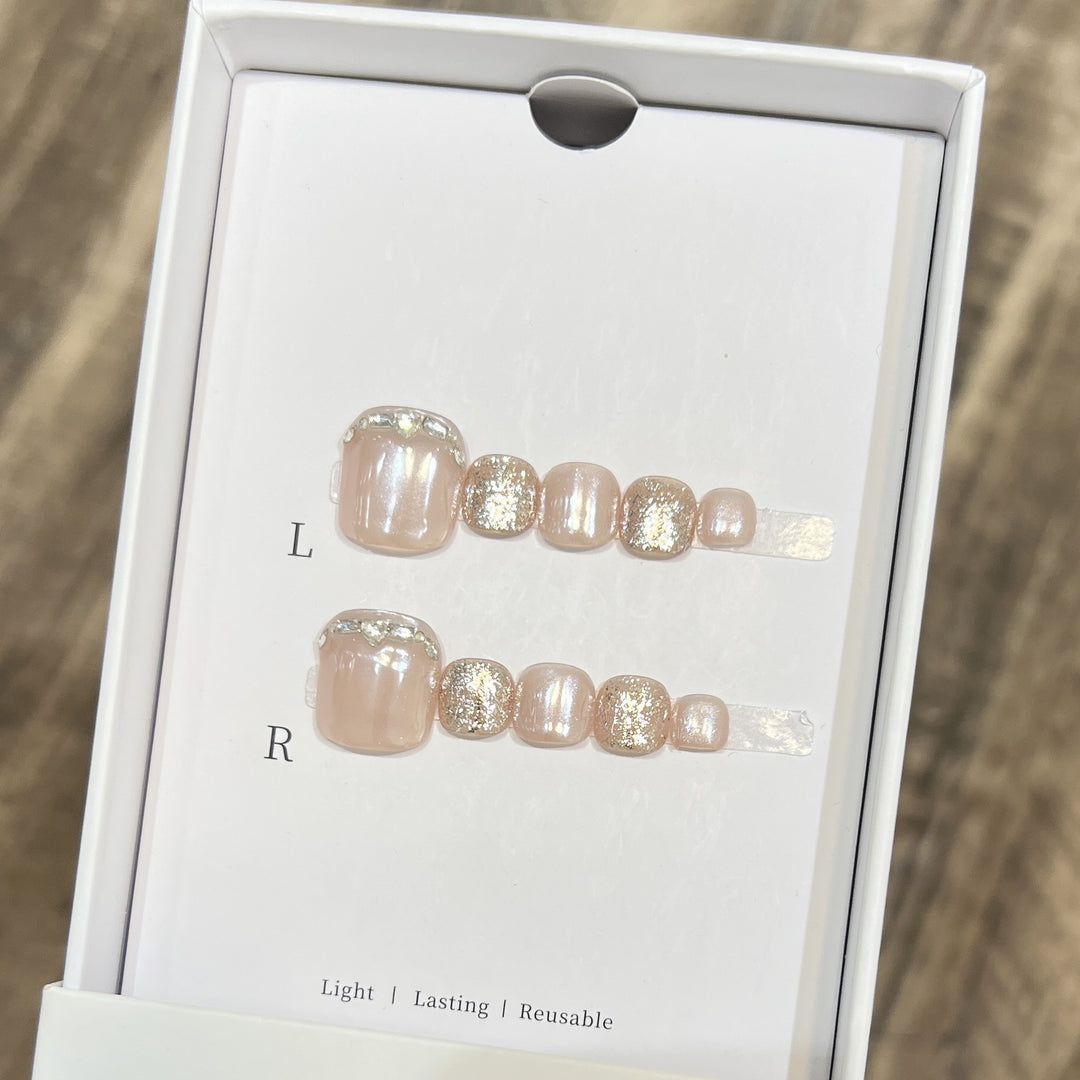 Decorative Crystal-Embellished Hair Clip Set Stornfield