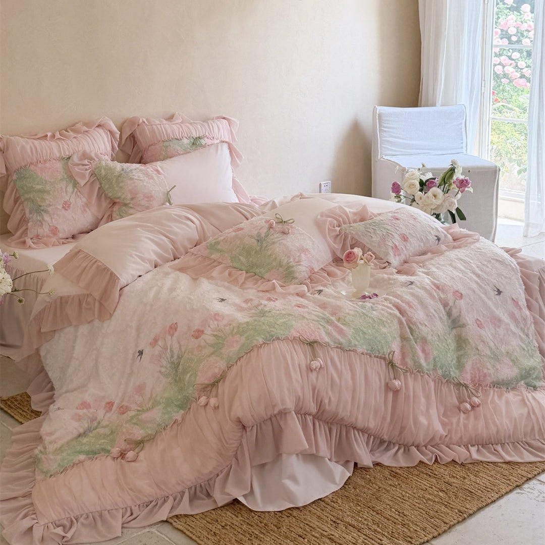 Plush Tufted Floral Duvet Cover Set with Ruffled Hem & Appliqué Accents
