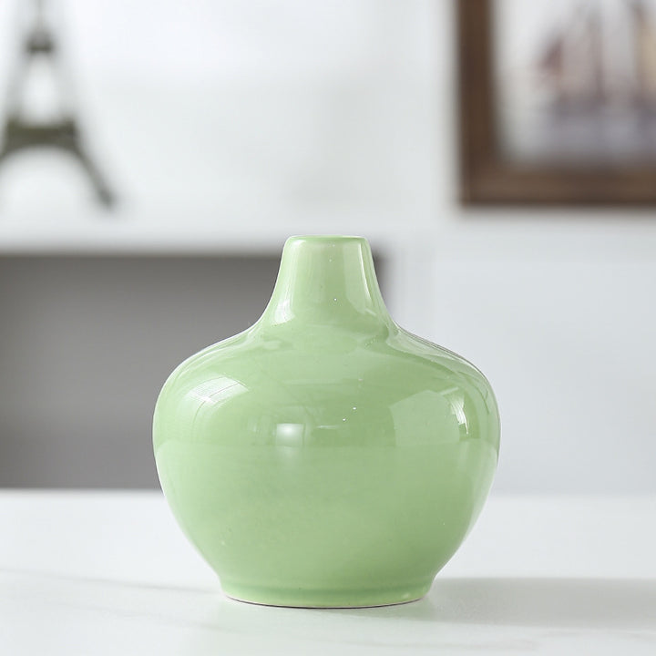 Elegant Ceramic Flower Bud Vase Stornfeild