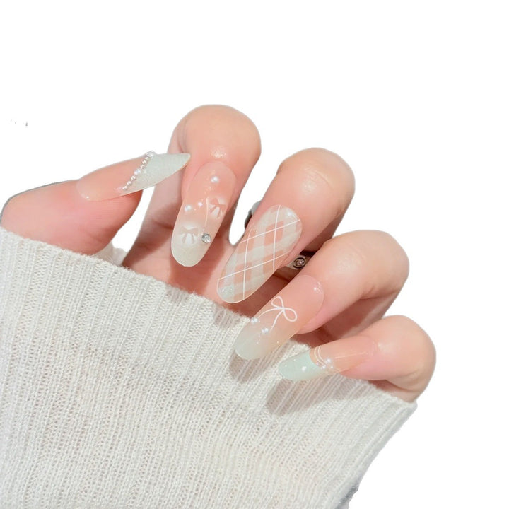 Decorative Press-On Nail Art Set Stornfield