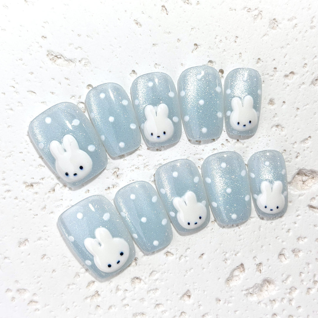Decorative Press-On Nail Art Set with Whimsical Bunny Design