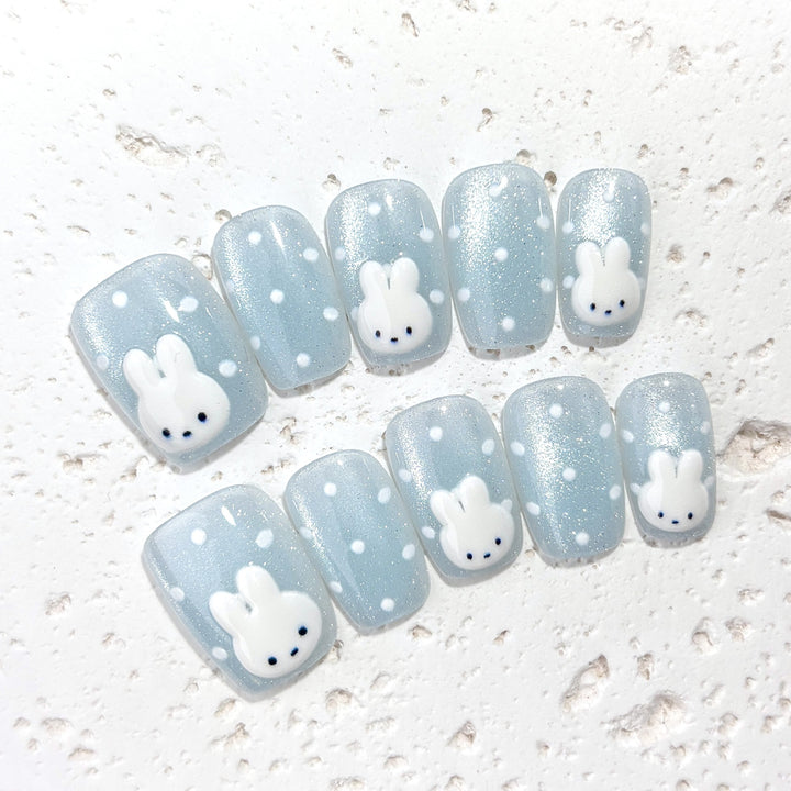 Decorative Press-On Nail Art Set with Whimsical Bunny Design