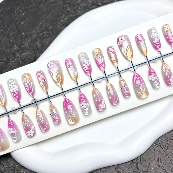 Artistic Floral Design Press-On Nail Set 1790745881