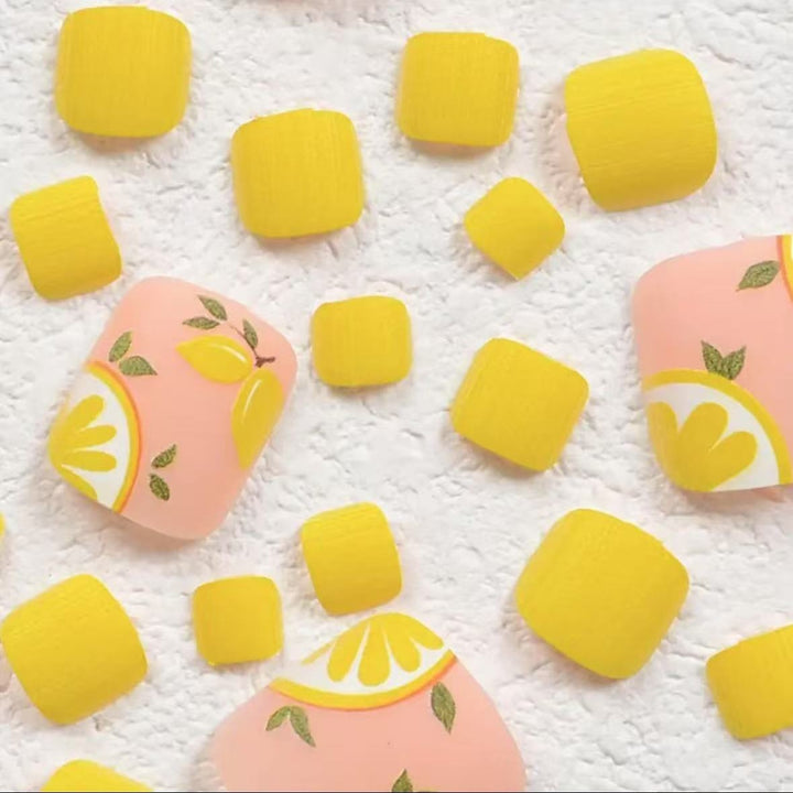 Nail art set with cheerful citrus motifs Stornfield