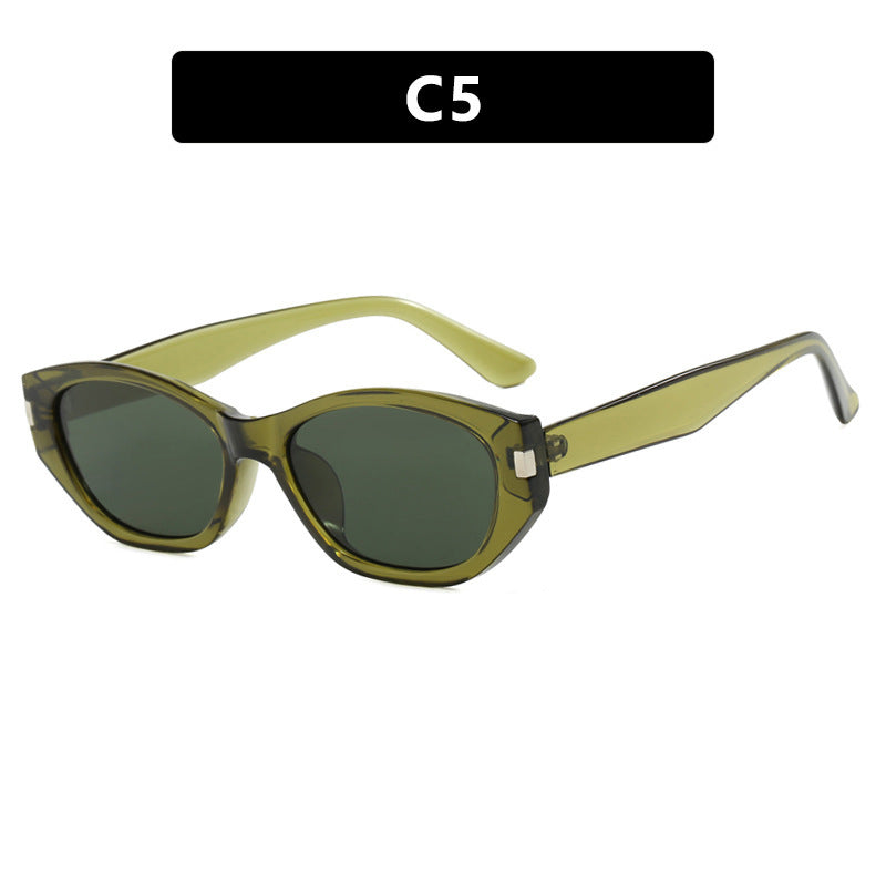 Women's fashionable cat-eye sunglasses with elegant, transparent frame Stornfield