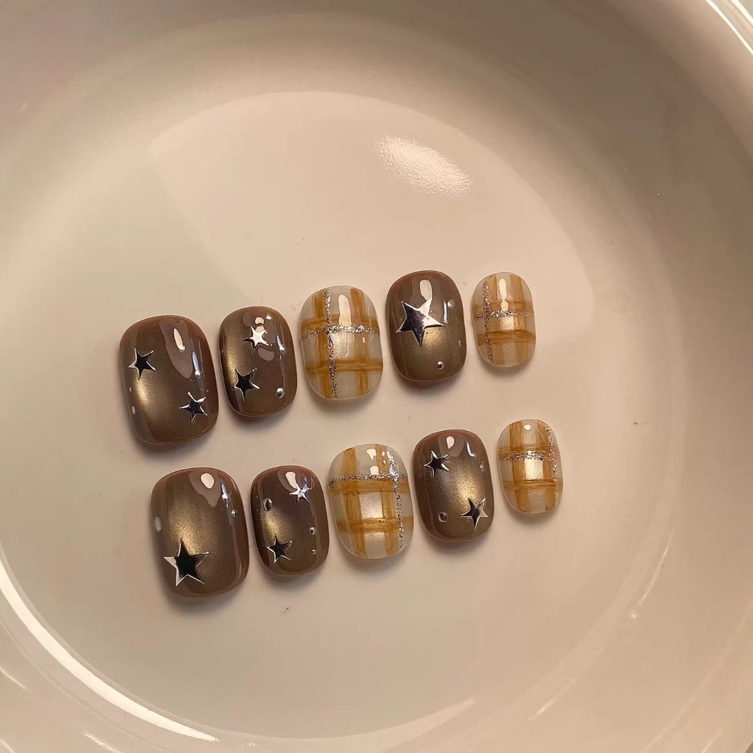 Decorative Press-On Nail Art Set with Star and Plaid Designs