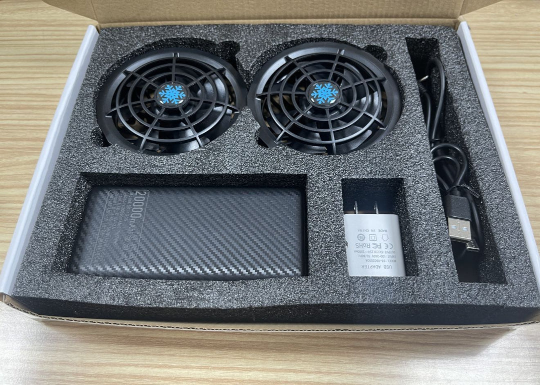 Unisex portable double USB cooling station with integrated power bank and USB charging adapter Stornfield
