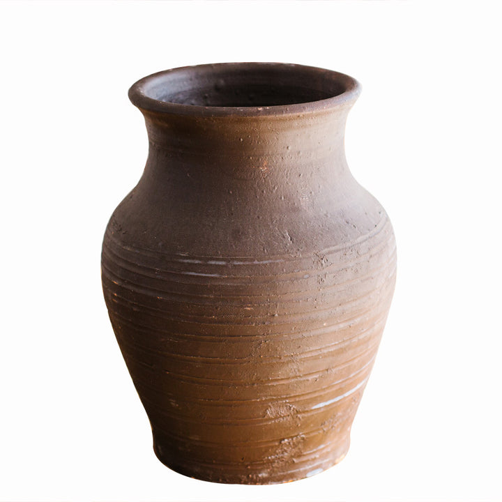 Rustic ceramic pot with handmade design Stornfield