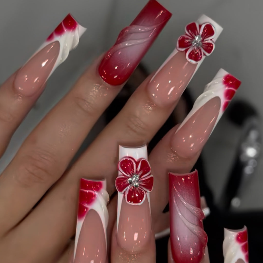 Floral and Artistic Press-On Nail Art Stornfield