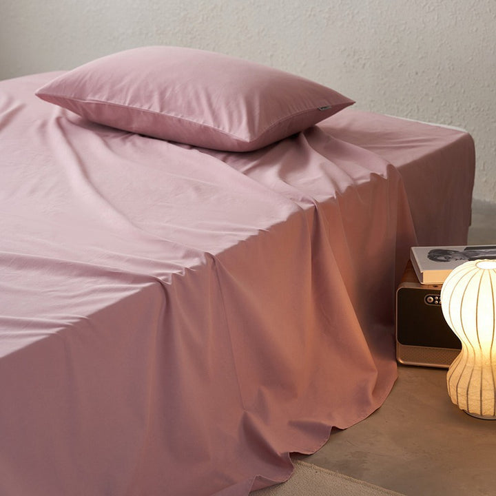 Bed sheet set made of combed cotton with extra-deep fitted sheet and pillowcases