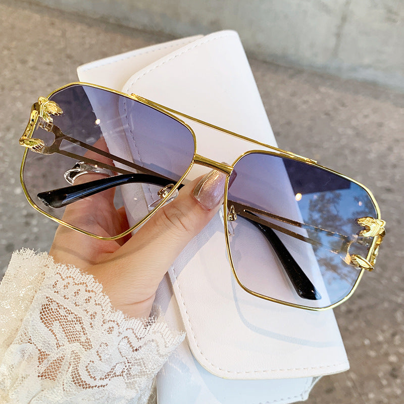 Ladies square sunglasses with luxurious metal frame Stornfield