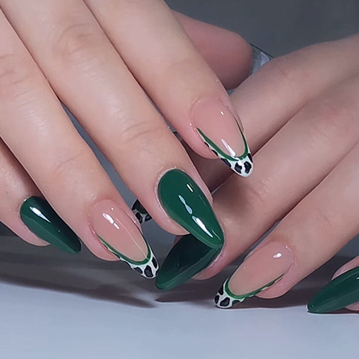 Decorative Press-On Nail Art Set with Contemporary Animal Prints Stornfield