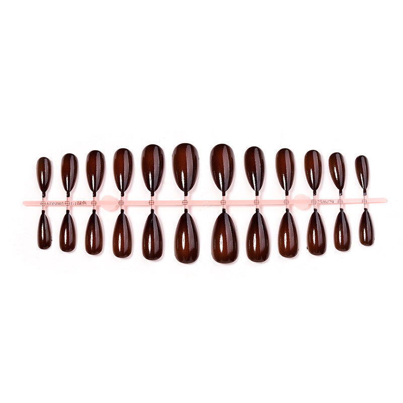Artificial nail set with elegant drop shapes Stornfield