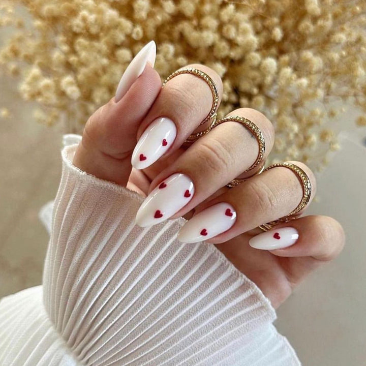 Romantic Heart-Accent Gel Nail Art Extensions Stornfield