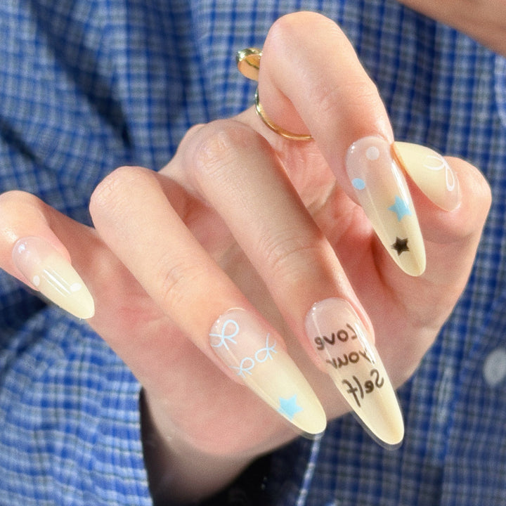Artistic Floral Detailed Press-On Nail Set Stornfield