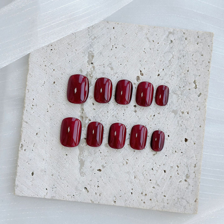 Glossy Almond-Shaped Press-On Nails