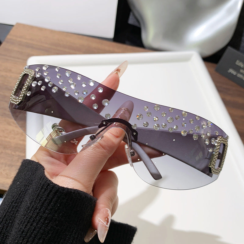 Women's Glamorous Sunglasses with Glitter Accents Stornfield