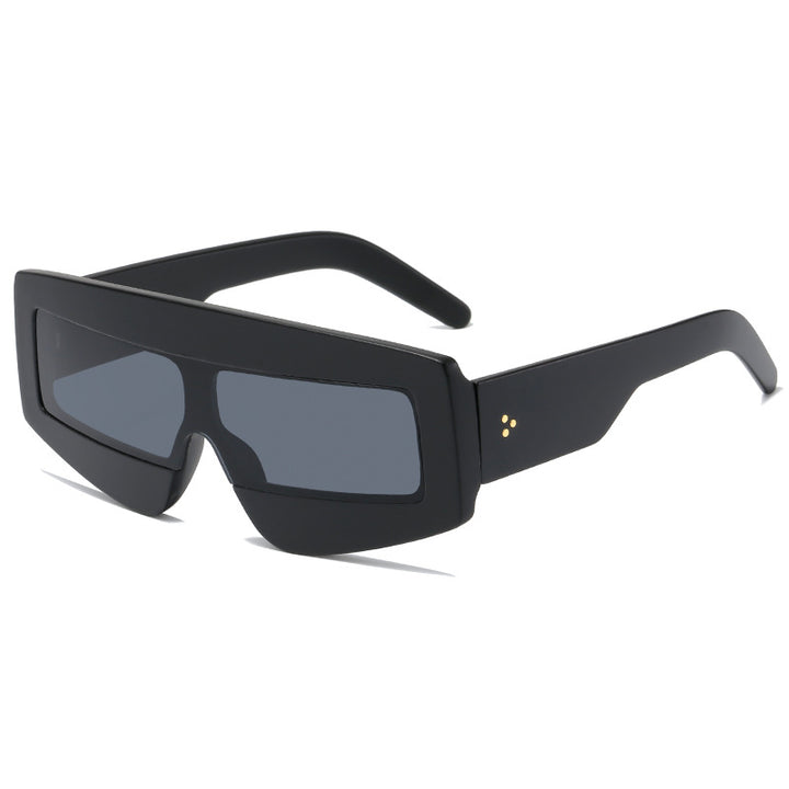 Women futuristic sunglasses in chunky design Stornfield