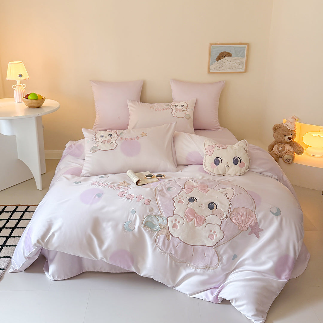 Embroidered Cat-Themed Satin Duvet Cover Set with Plush Decorative Pillow