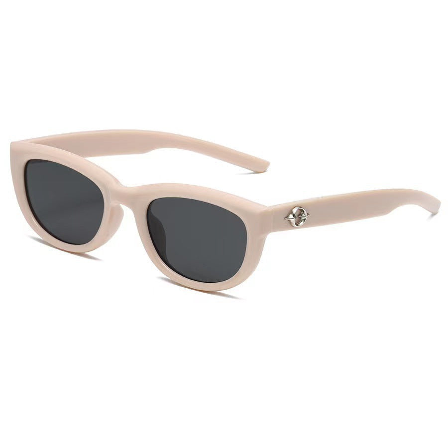 Retro Inspired Cat-Eye Sunglasses Stornfield