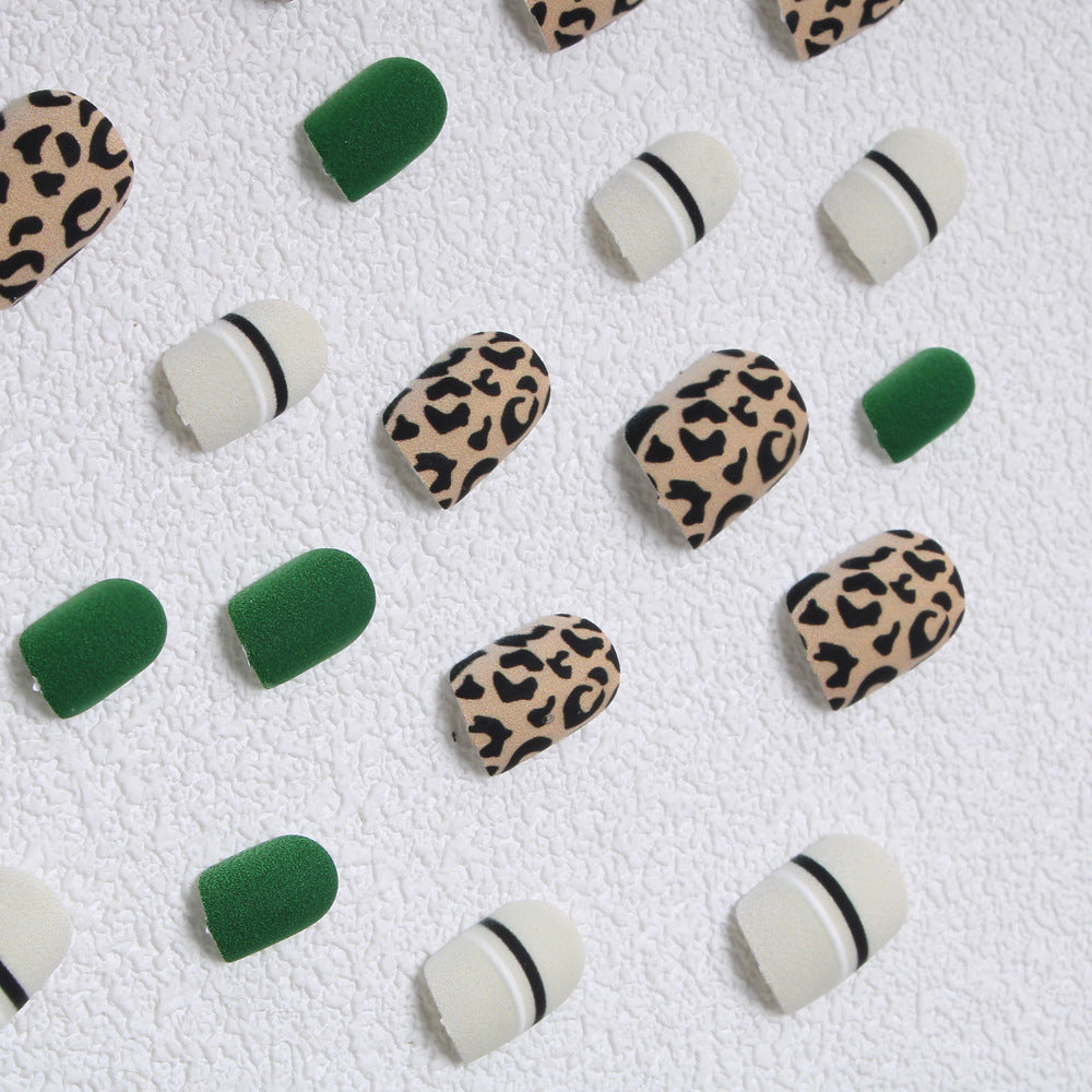 Trendy Nail Art Set Stornfield