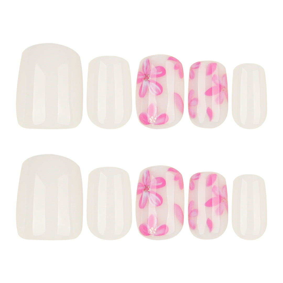 Stylish artificial nail design with floral accents Stornfield