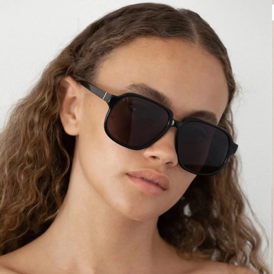Women Stylish Sunglasses with Square Frame Stornfield