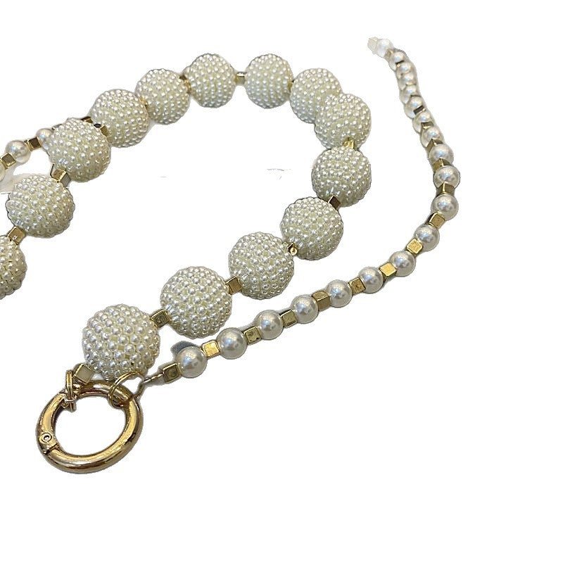 Elegant Beaded Eyewear Holder Stornfield