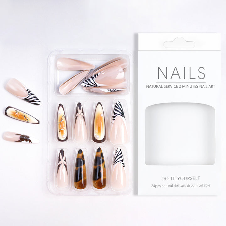 Artificial Nails in Elegant Natural Design Stornfield
