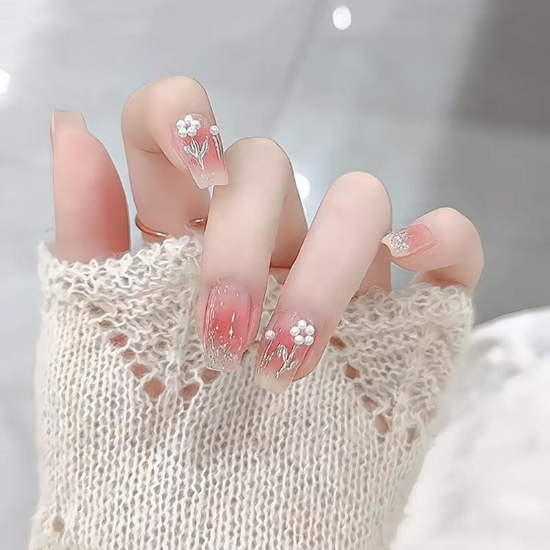 Glamorous Nail Designs Stornfield