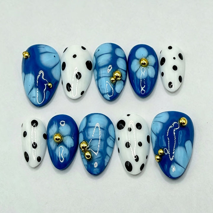 Artistic Floral and Polka Dot Press-On Nail Art Set Stornfield