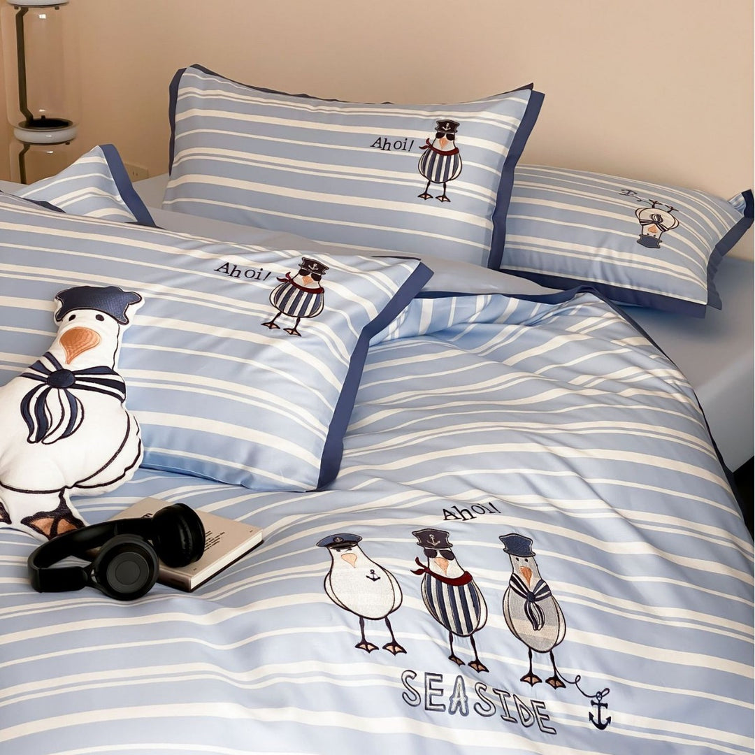 Striped bedding set with maritime seagull embroidery