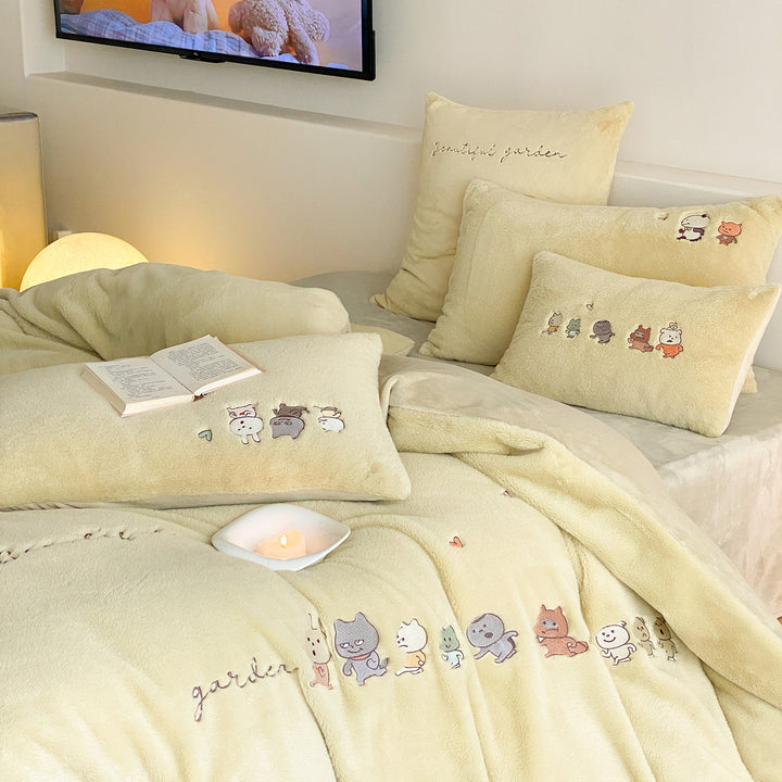Sherpa-Texture Embroidered Duvet Cover Set with Whimsical Animal Lineup