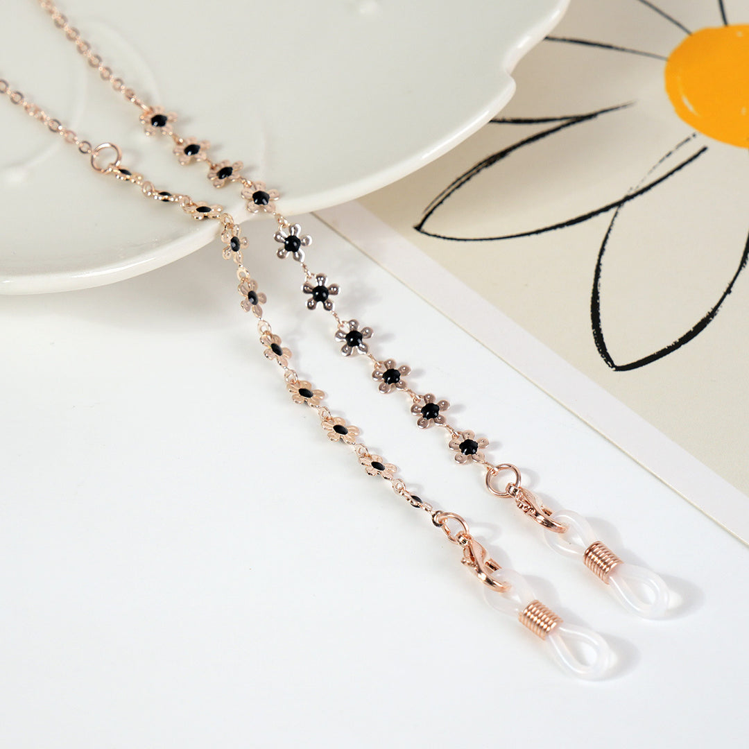Luxurious Crystal-Embellished Eyewear Chain Stornfield