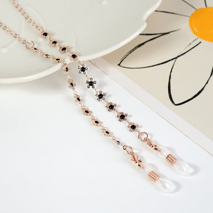 Luxurious Crystal-Embellished Eyewear Chain Stornfield