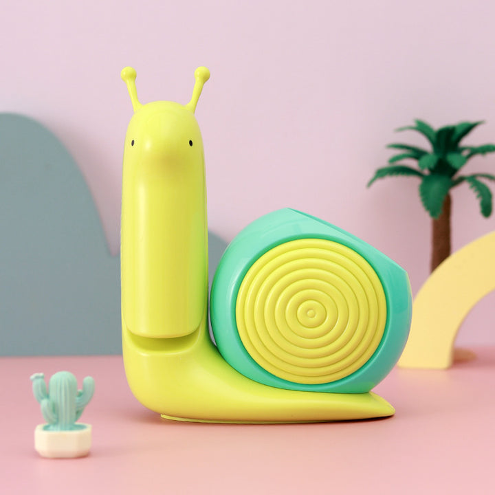 Women's creative table fan in snail design Stornfield
