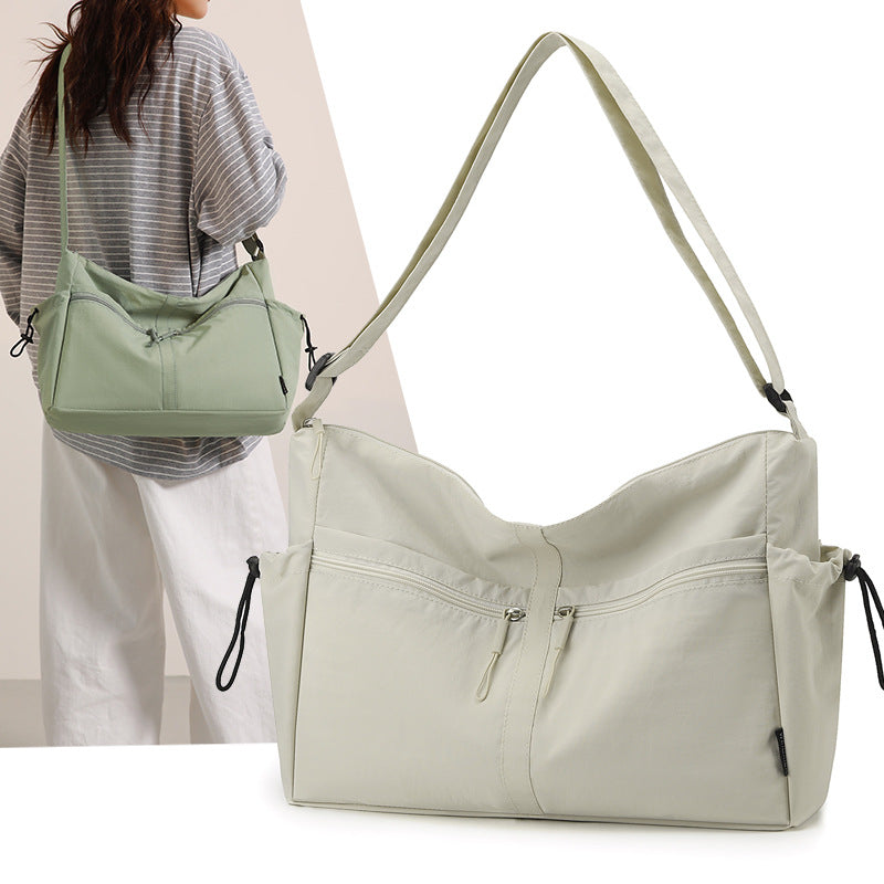 Spacious Multi-Pocket Weekend Bag Stornfield