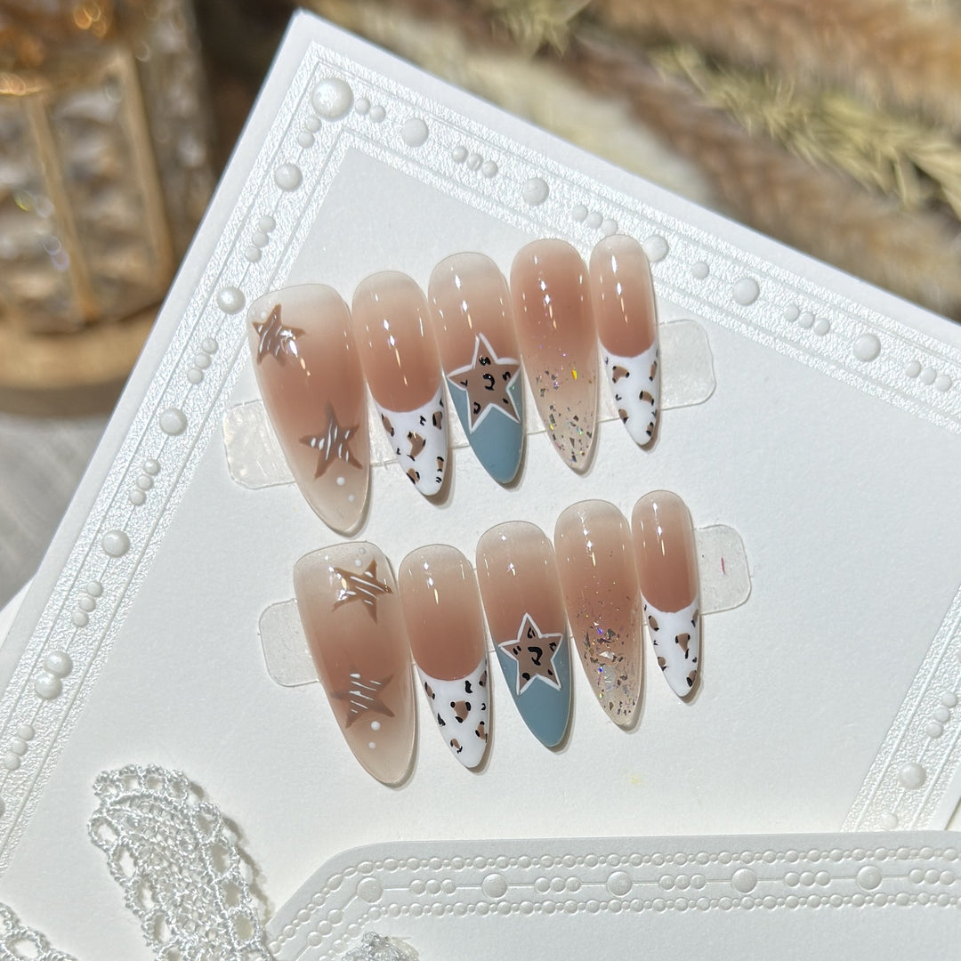Elegant Stiletto Press-On Nail Set with Artistic Accents Stornfield