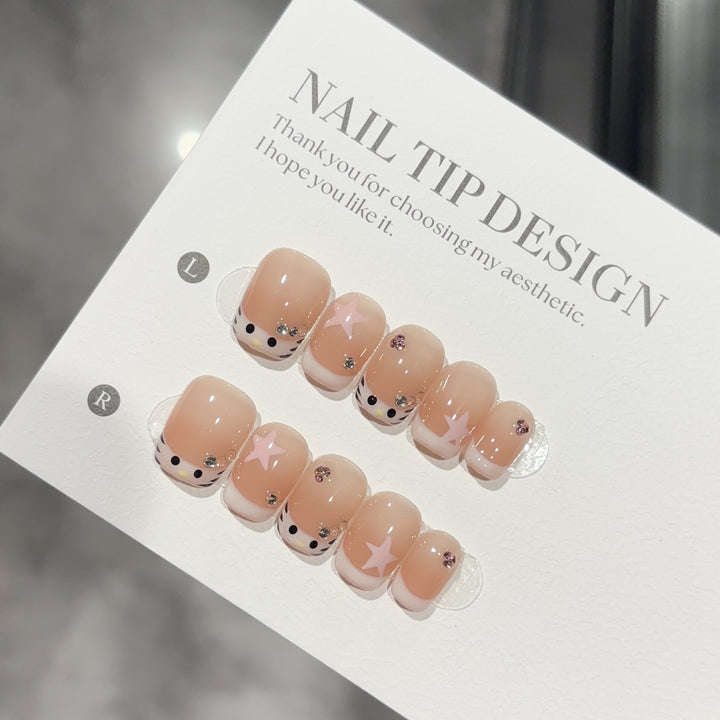 Artificial nails with Creative Animal Designs Stornfield