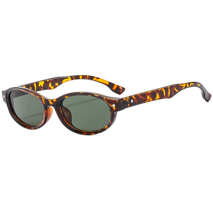 Trendy Lightweight Retro Sunglasses Stornfield