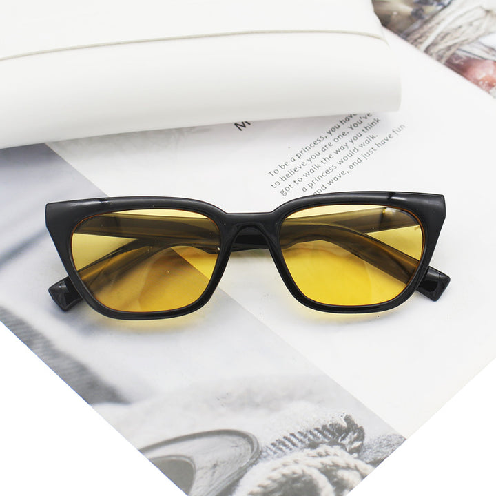 Women's geometric designer sunglasses in modern look Stornfield
