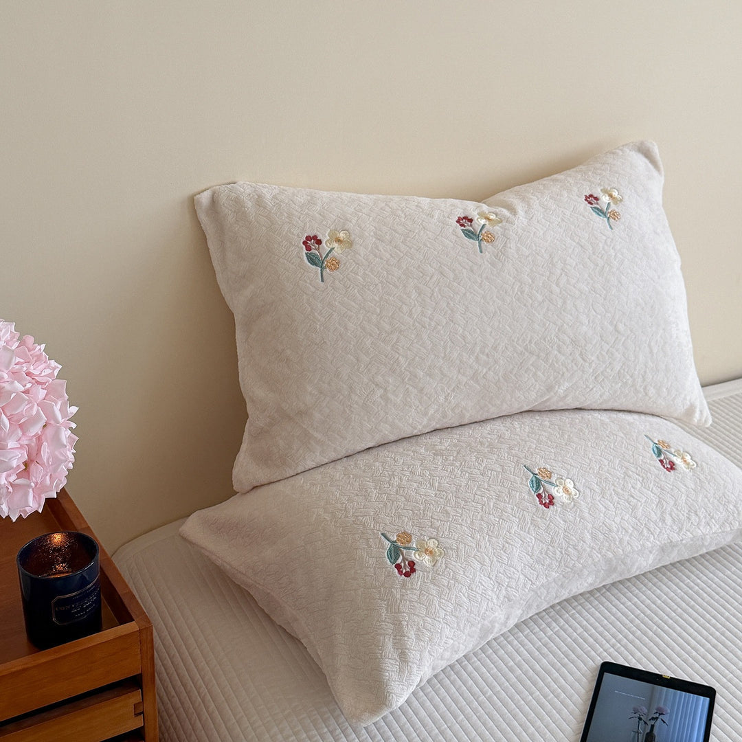 Quilted Pillowcase Set