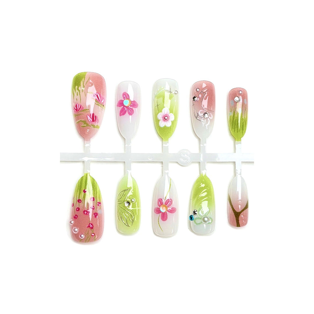 Artistic Floral Press-On Nail Art Set 1790745835