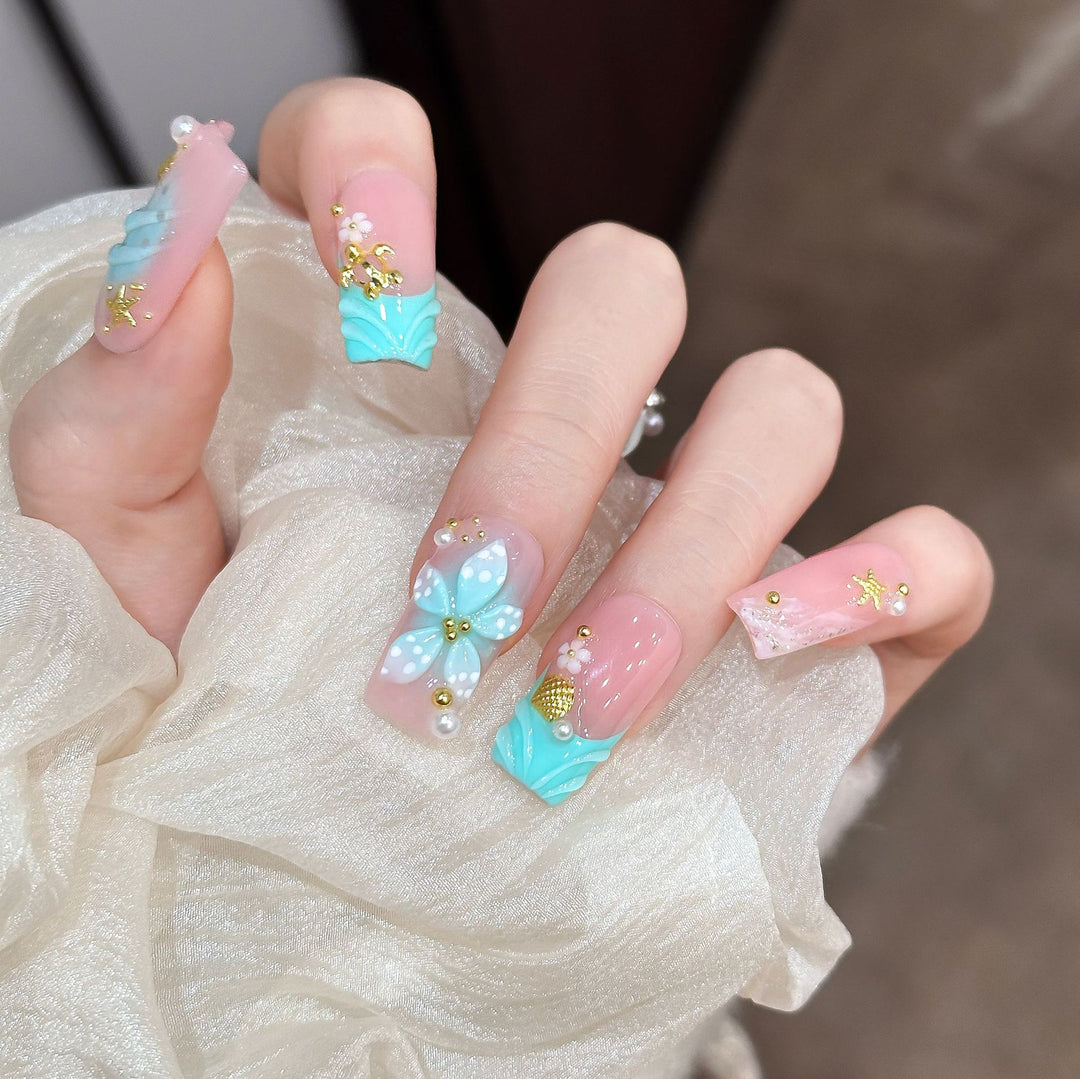Decorative Press-On Nail Art Set with Floral and Gem Accents