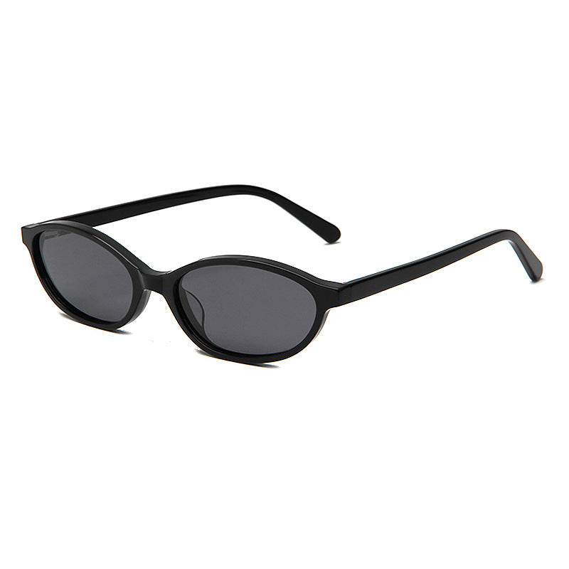 Women's sunglasses in fashionable vintage style with ergonomic frame Stornfield