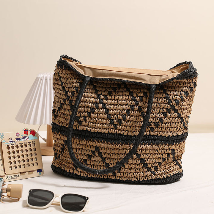 Handcrafted wicker bag with geometric pattern Stornfield