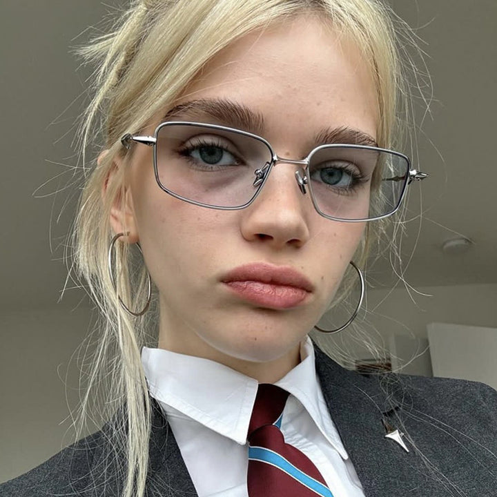 Women's fashionable square sunglasses in unique design Stornfield