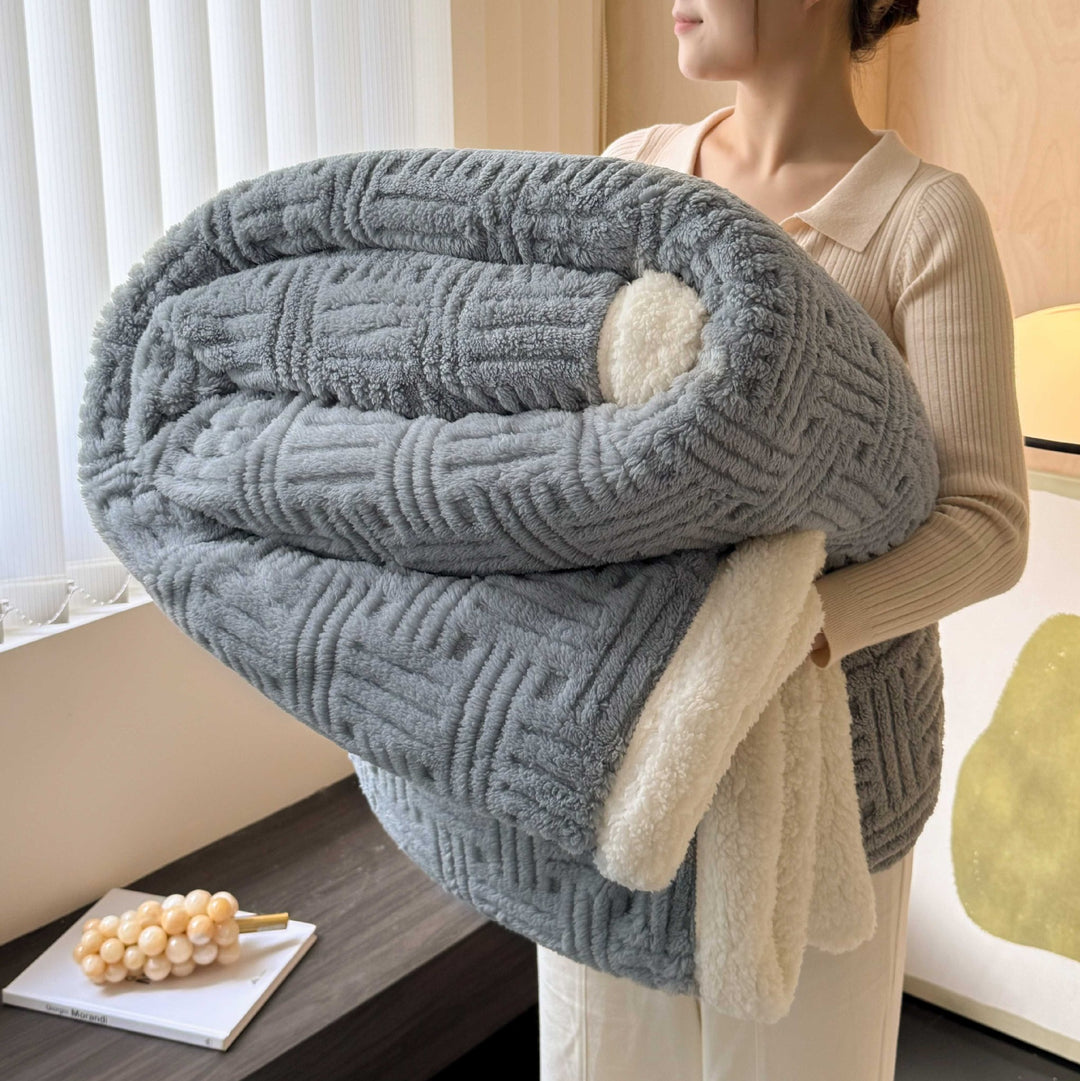 Luxurious Fleece Throw Blanket
