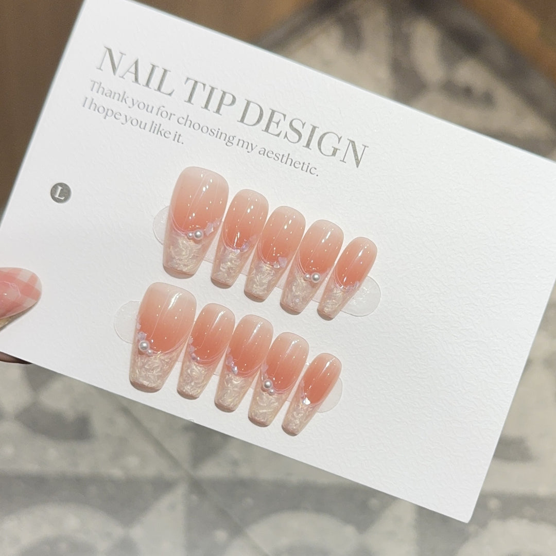 Artificial Nails in Romantic Ombre Design Stornfield